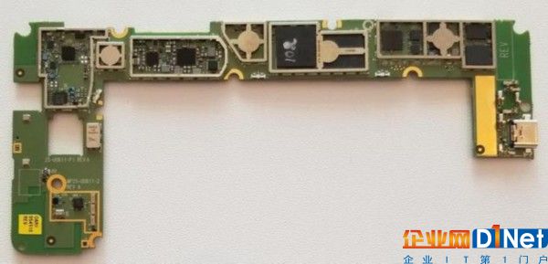 使用高通骁龙835的ARM架构PC主板原型
