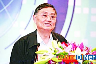 以SDN/NFV/Cloud为核心重构信息网络，形成新一代信息网络的新架构，不仅将促使网络技术得到广泛应用，实现万物互联、人机交互、天地一体的智能社会目标，还将加快“互联网”等国家行动计划的实施，促进互联网应用于实体经济的深度融合发展。