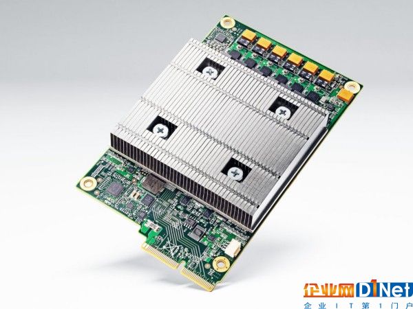 谷歌称人工智能芯片让他们省了15个数据中心！