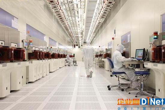 揭秘Intel CPU制造工厂：生化危机即视感