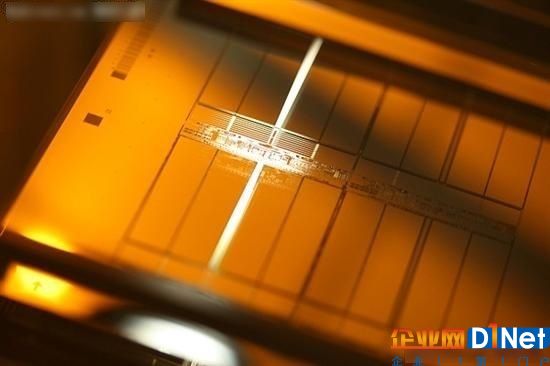 揭秘Intel CPU制造工厂：生化危机即视感