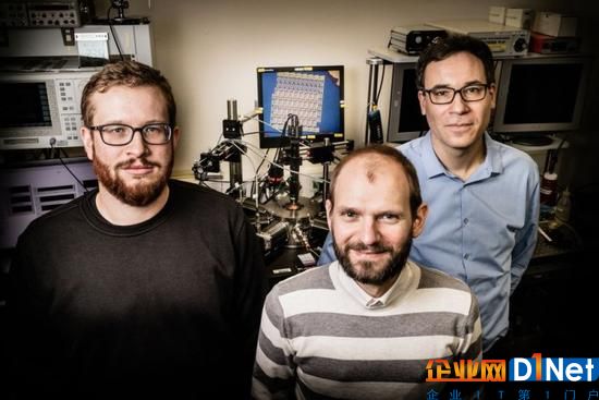 科学家研发出带2D二硫化钼半导体的微处理器