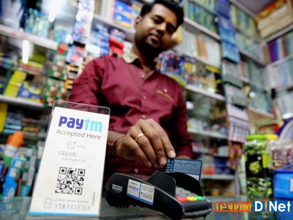 支付宝母公司蚂蚁金服从2015年对印度Paytm进行投资和技术支持，目前Paytm已经成为印度版的 “支付宝”，成为印度最大的移动支付平台，拥有2.2亿移动电子钱包用户。