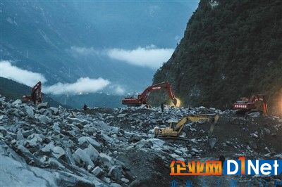 四川茂县山体垮塌救援 安防在抗震救灾中担以重任