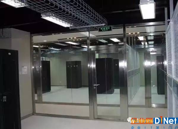 机房为什么要做防火玻璃隔断，为什么要采用防火玻璃7