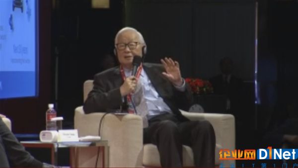 芯片大王张忠谋驳斥Intel：摩尔定律将不再有效