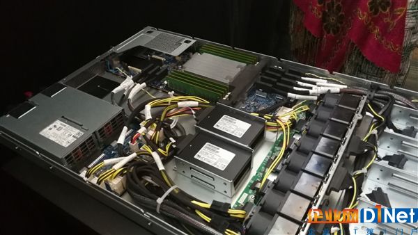 32核心领衔！AMD EPYC产能猛增 OEM集体捧场