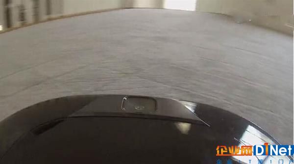 家里竟然有“间谍” 带监控功能的扫地机安全吗？