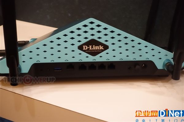 D-Link展示全新802.11ax旗舰路由器：11Gbps保你用十年