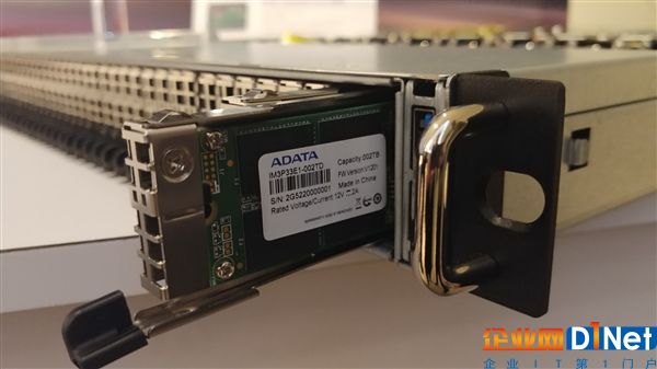 威刚首秀M.3 SSD：单路服务器集成36块288TB！