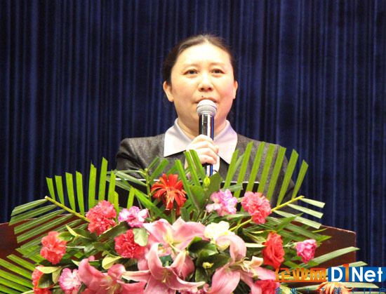 慧聪教育装备网副总经理陈立红女士
