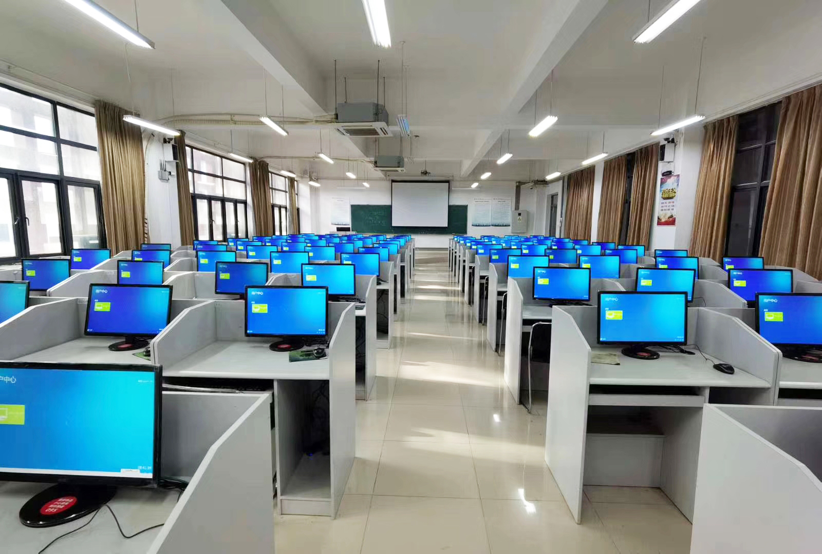 合肥工业大学.jpg